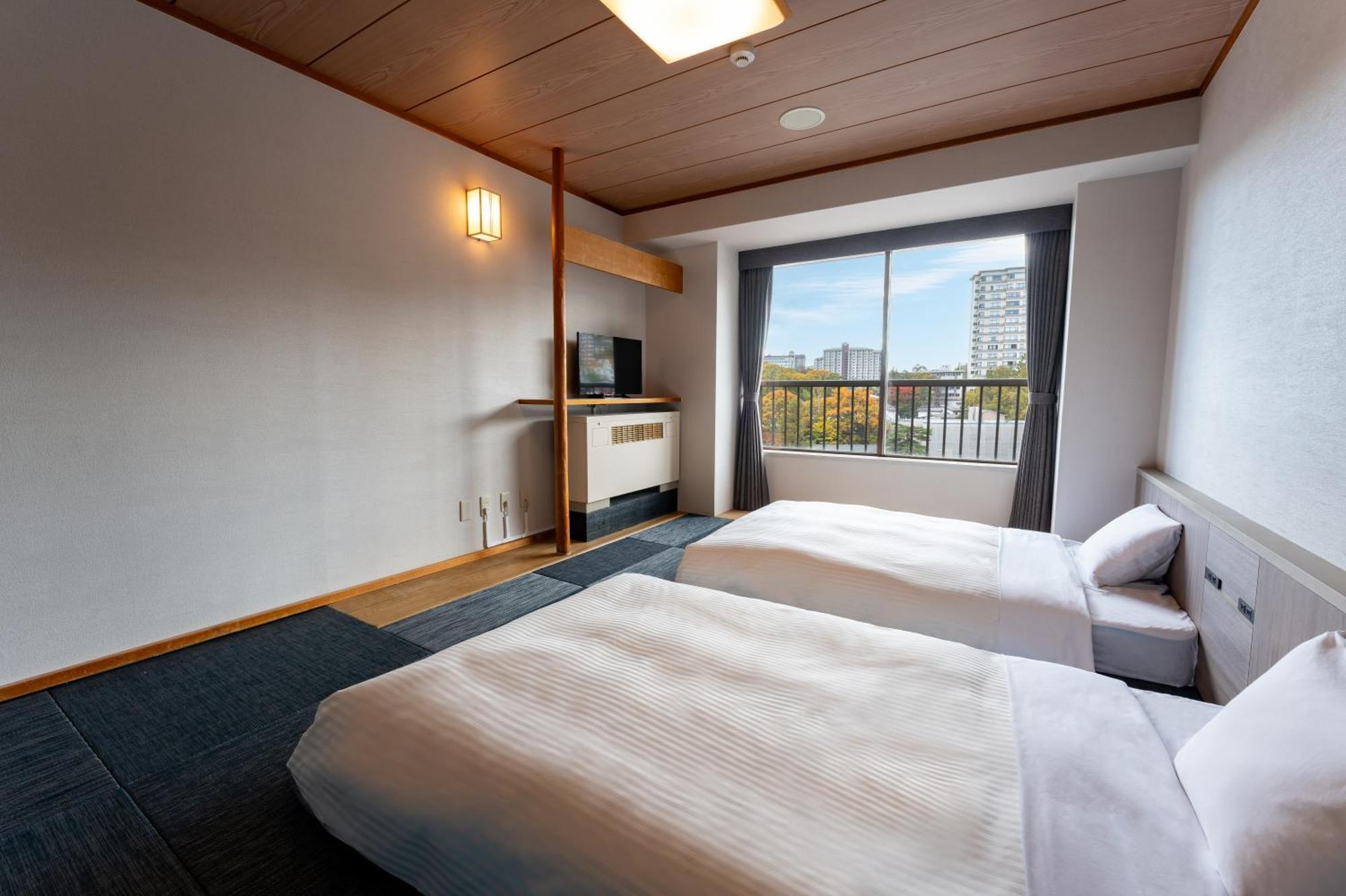 Kamenoi Hotel Kusatsu Yubatake Kültér fotó